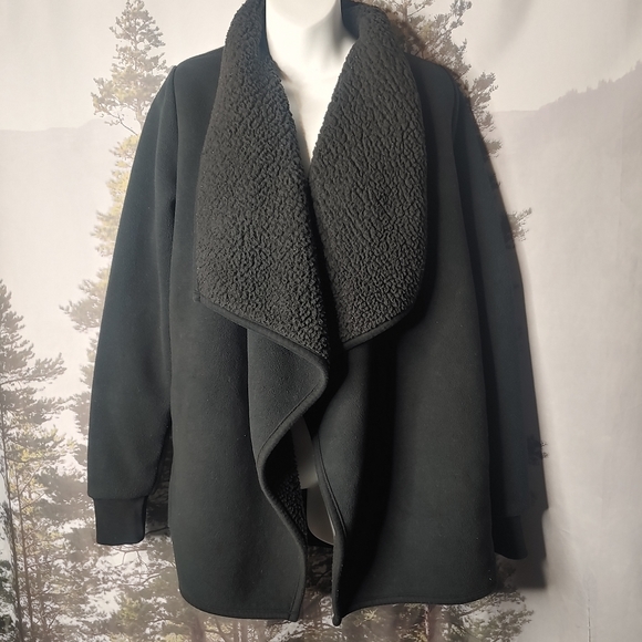 Abercrombie & Fitch Tops - Abercrombie & Fitch Cardigan